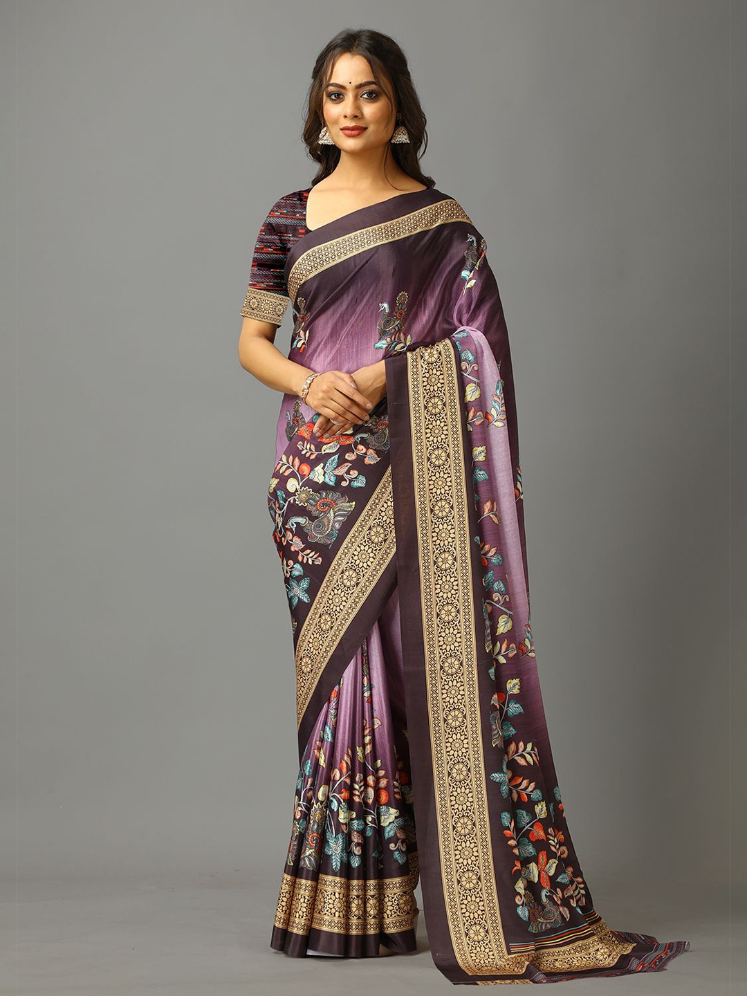 

A.V.M. SILK MILLS Floral Zari Pure Crepe Saree, Cream