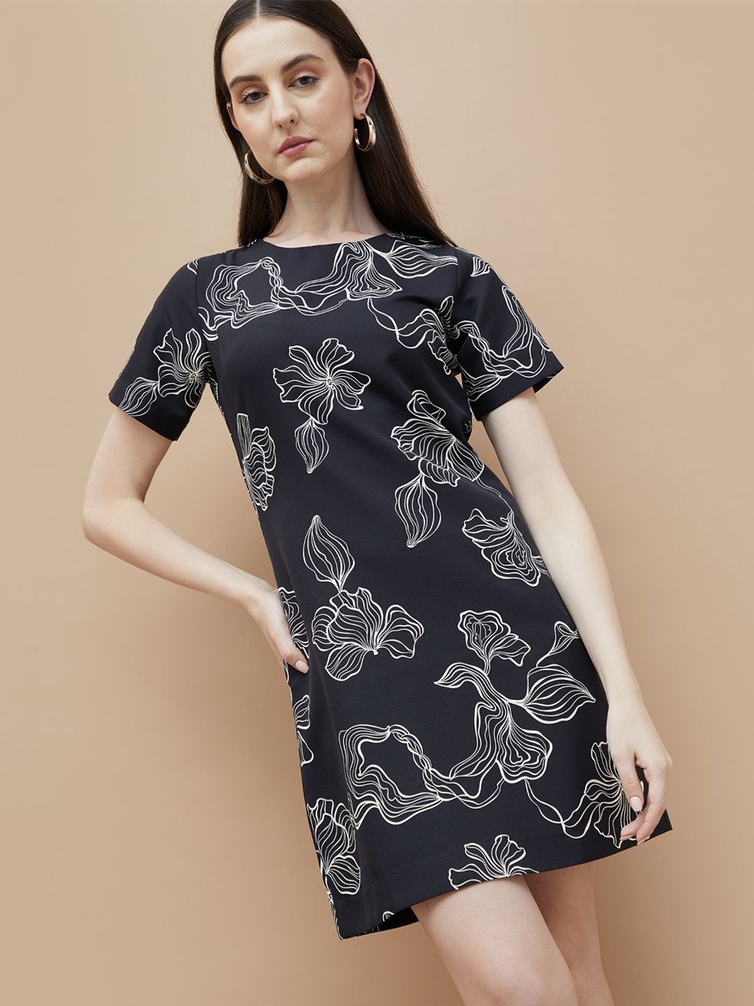 

CODE by Lifestyle Women Floral Printed Round Neck Short Sleeves A-Line Dress, Black