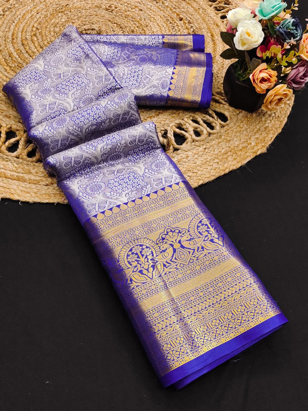 

DIVASTRI Woven Design Zari Pure Silk Banarasi Saree, Blue