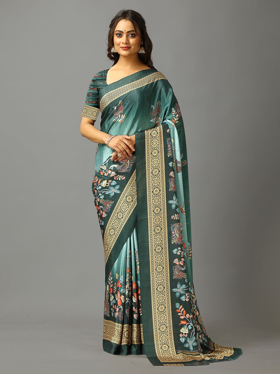 

VIRENDRA TEXTILES Floral Pure Crepe Saree, Green