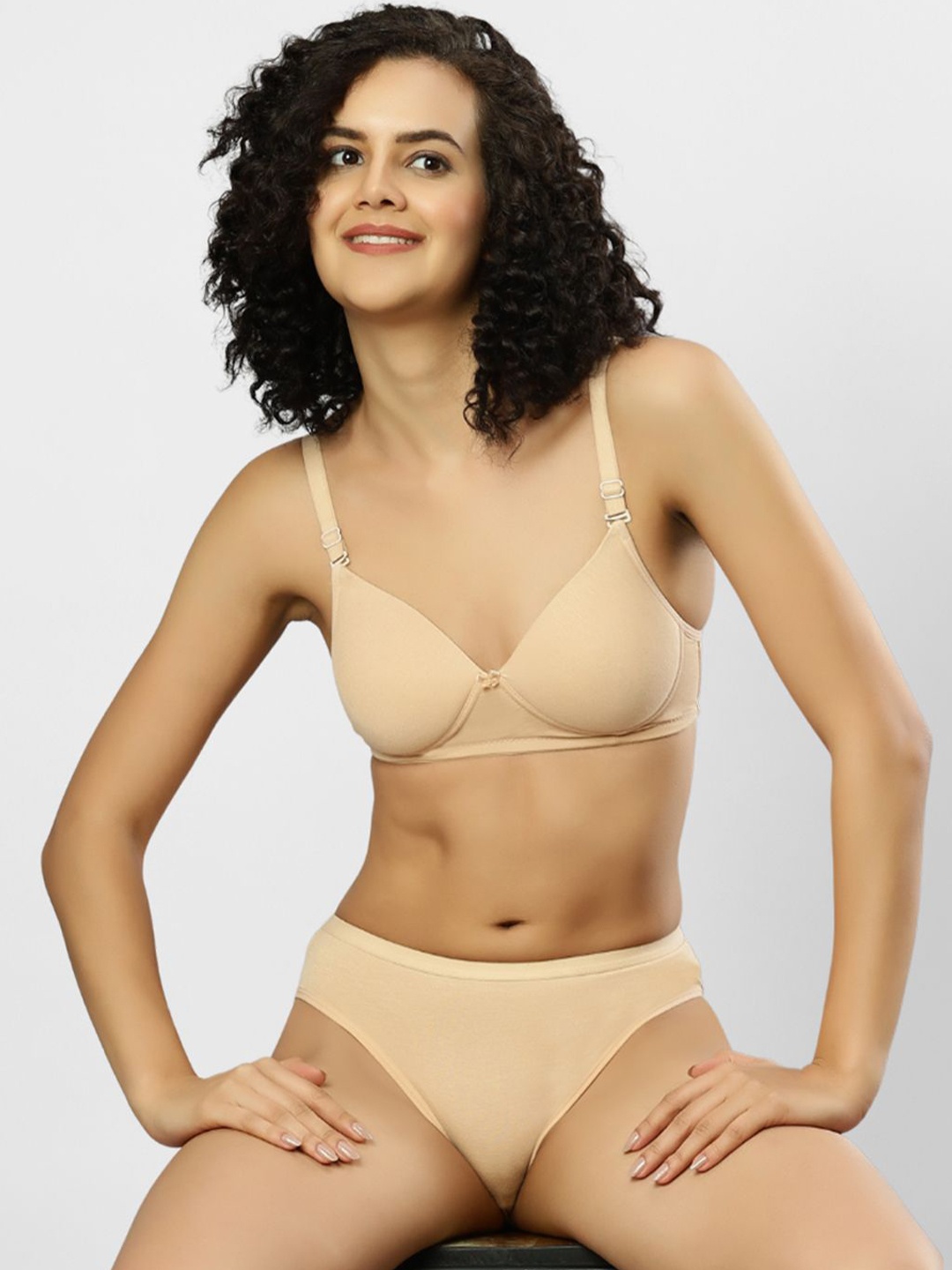 

happybra Ultra Soft Padded Non Wired Medium Coverage Lingerie SetDemiSkin32B, Beige