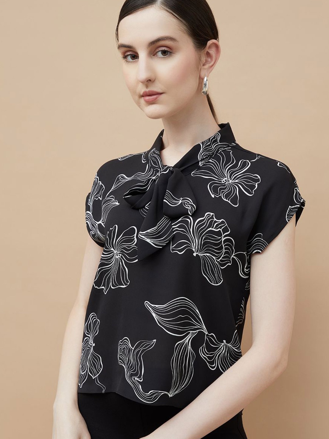 

CODE by Lifestyle Floral Print Tie-Up Neck Roll-Up Sleeves Cotton Top, Black