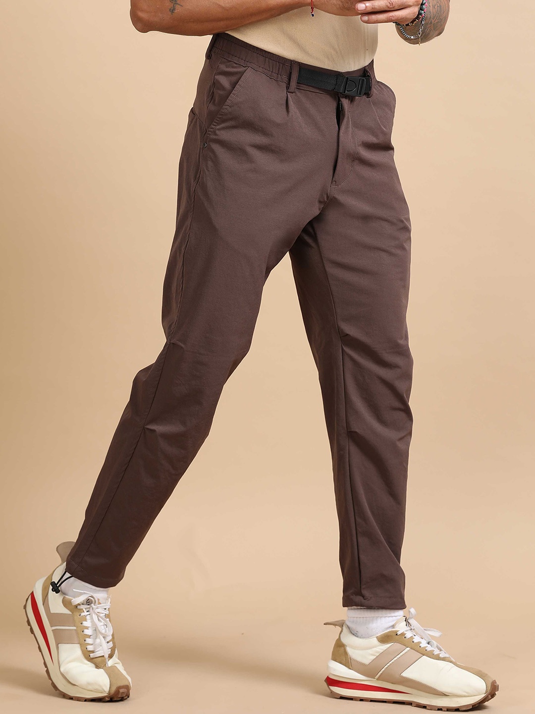 

Italian Colony Men Tailored Tapered Fit Pleated ModernFlex Joggers, Brown