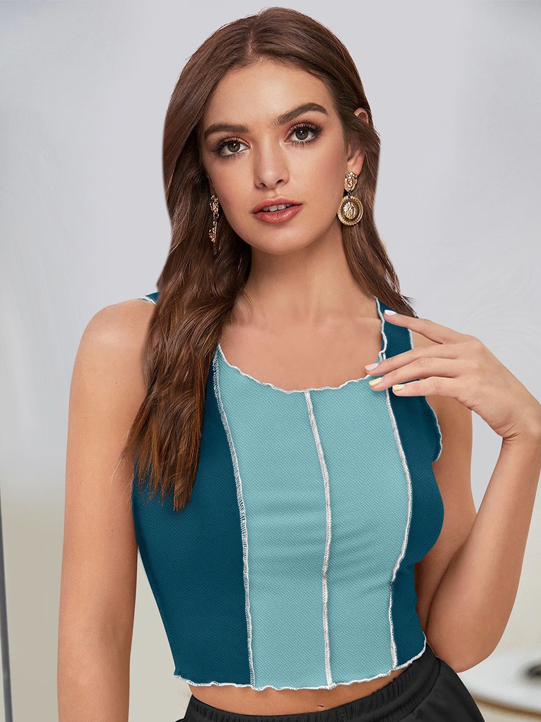 

CORSICA Women Colourblocked Fitted Crop Top, Navy blue