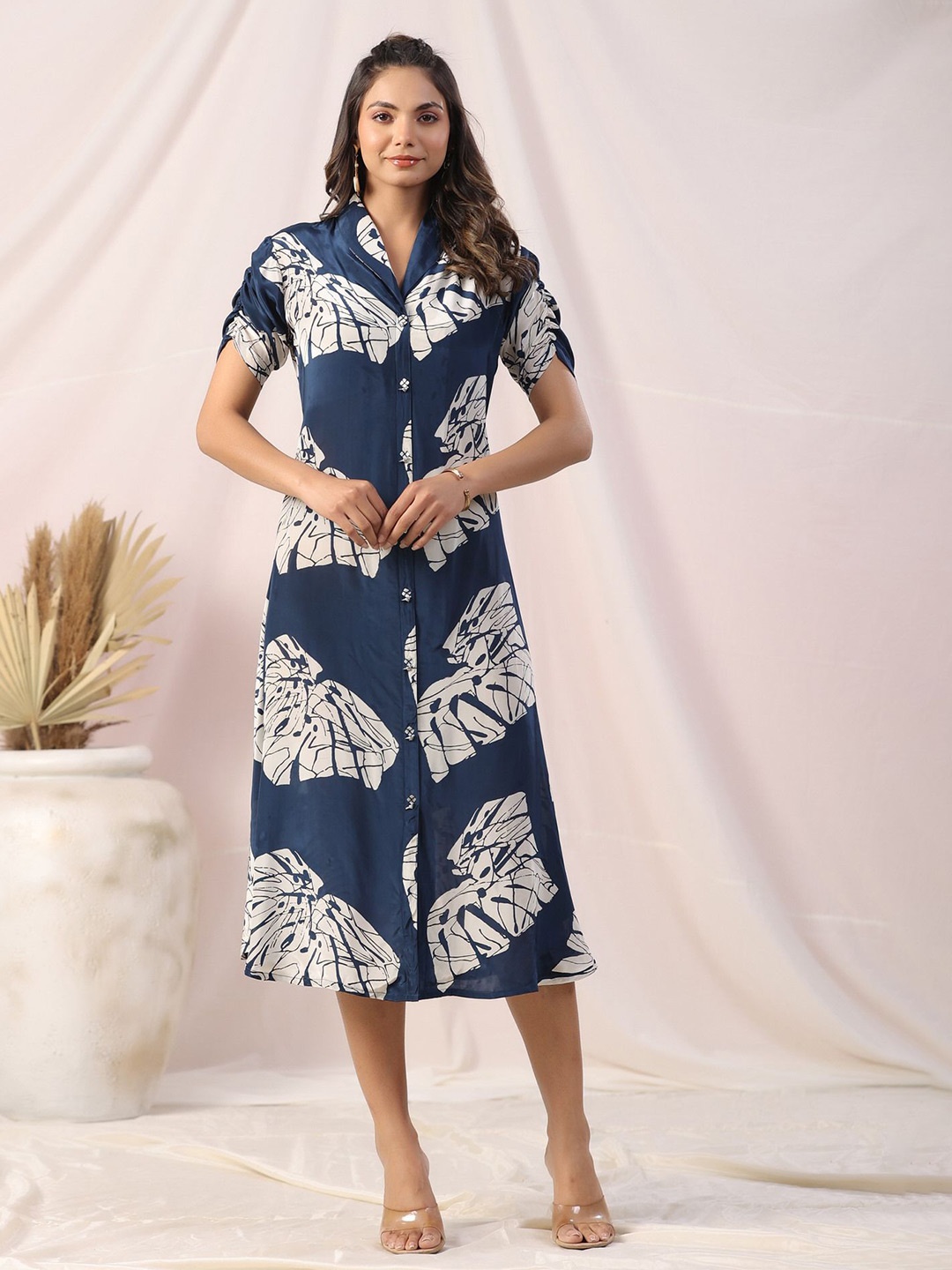 

JISORA Women Blue Printed Russian Silk Dress
