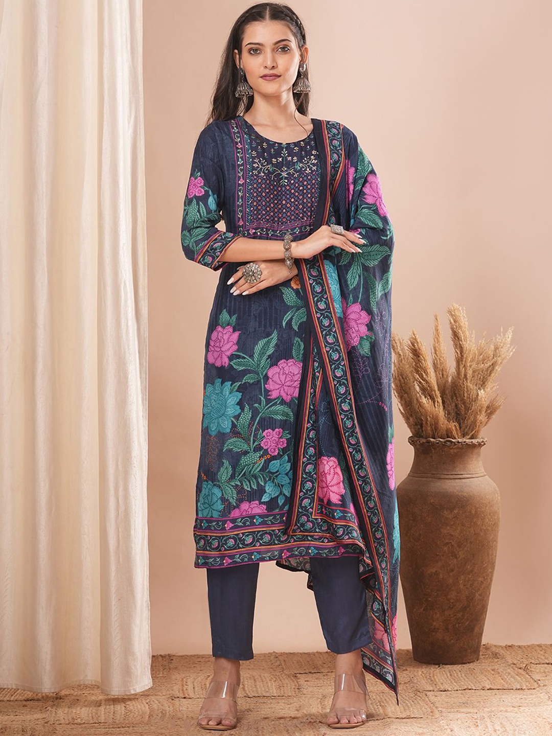 

FASHOR Floral Printed V-Neck Straight Pure Cotton Kurta with Trousers & Dupatta, Blue