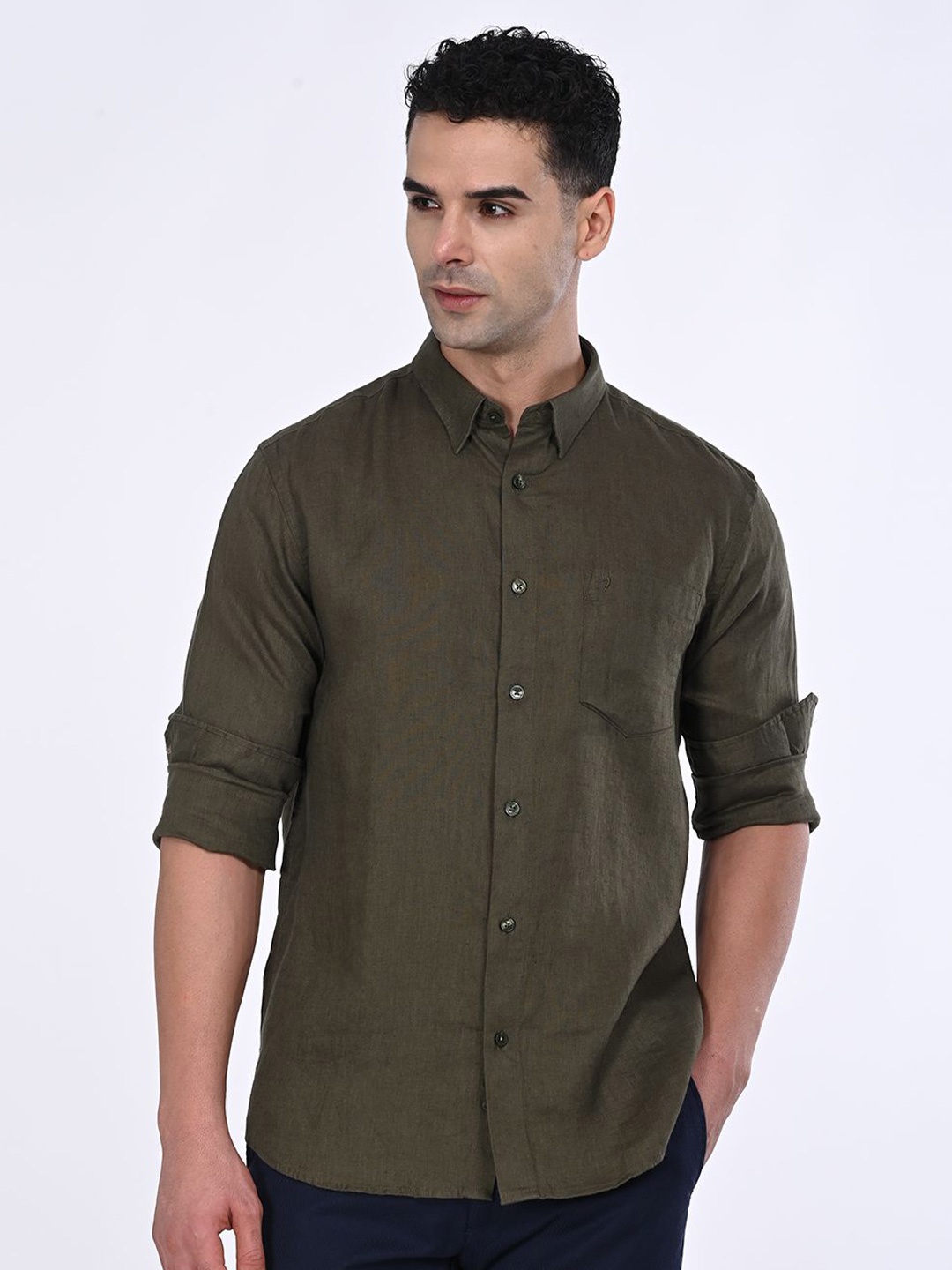 

Indian Terrain Men Classic Slim Fit Opaque Casual Shirt, Green