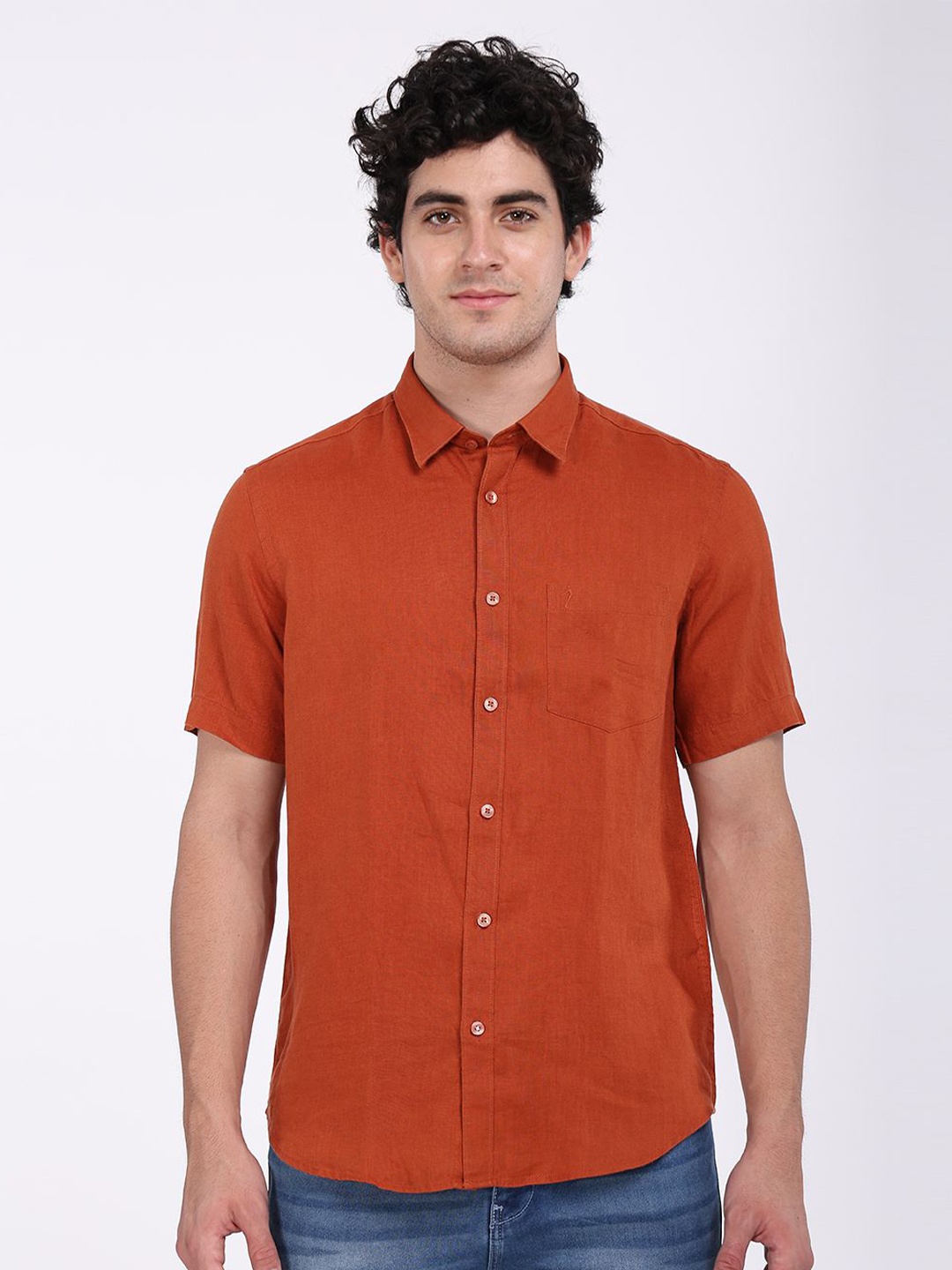 

Indian Terrain Men Classic Slim Fit Opaque Casual Shirt, Red