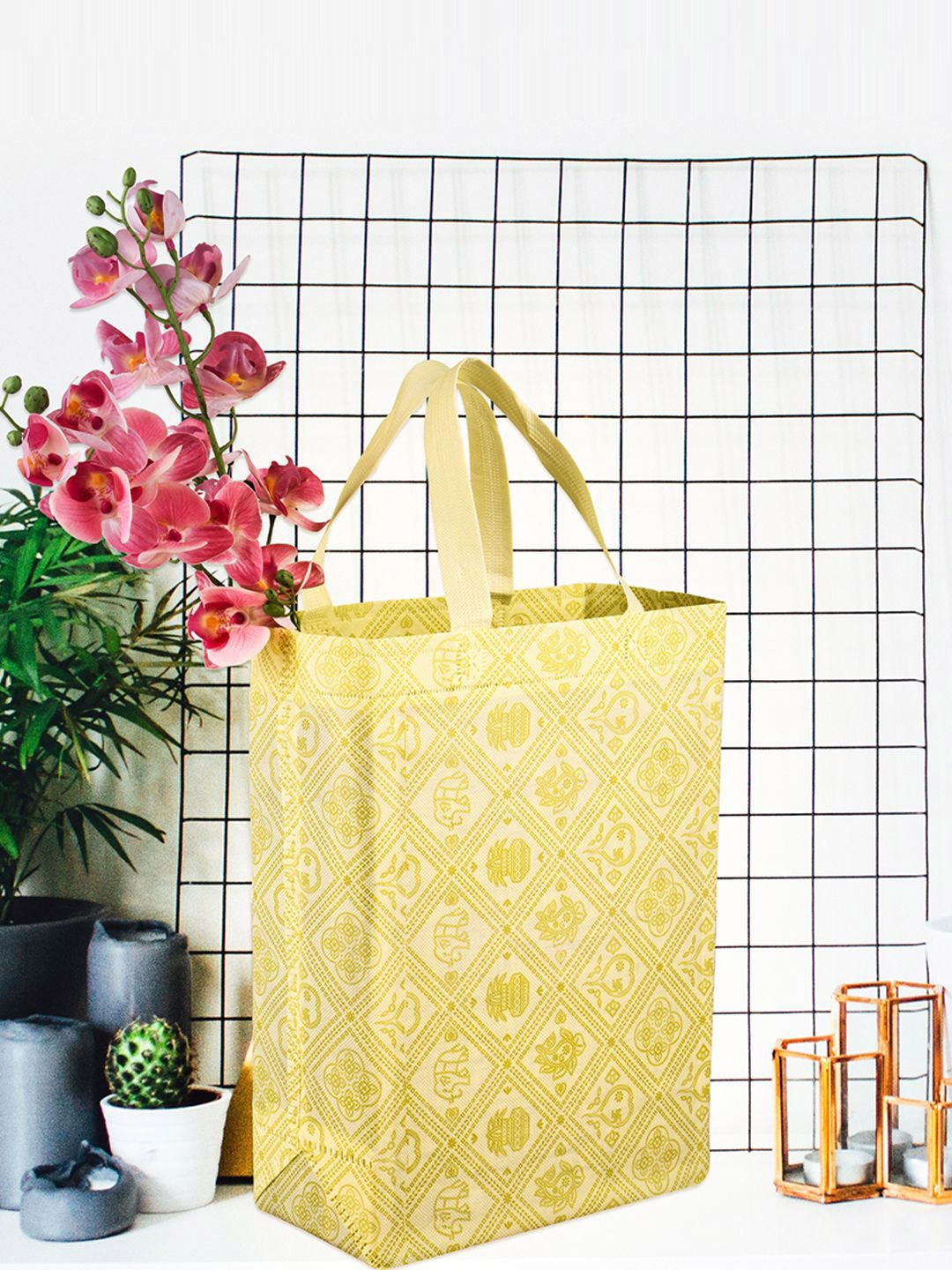 

Kuber Industries Printed Shopper Handheld Bag with Cut Work, Yellow