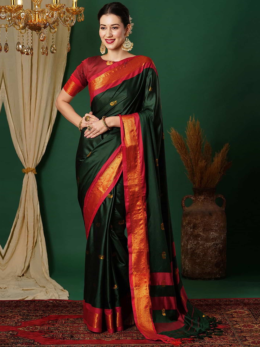 

yourwish Ethnic Motifs Zari Silk Cotton Banarasi Saree, Green