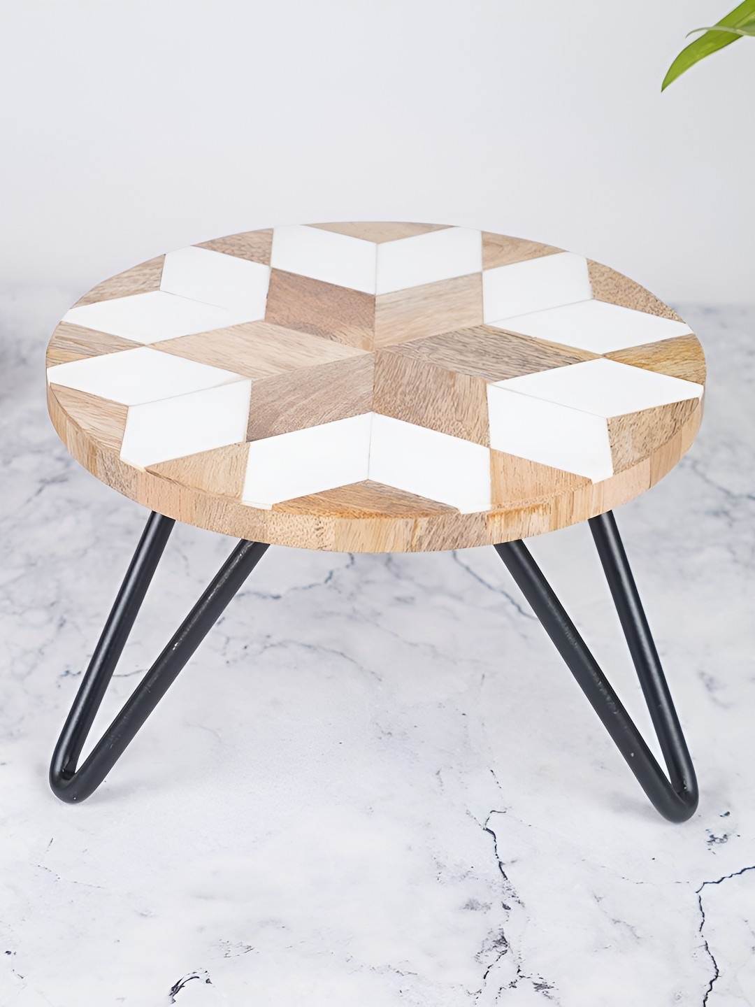 

Indianshelf Brown & White Printed Wooden Easy to Clean Cake Stand