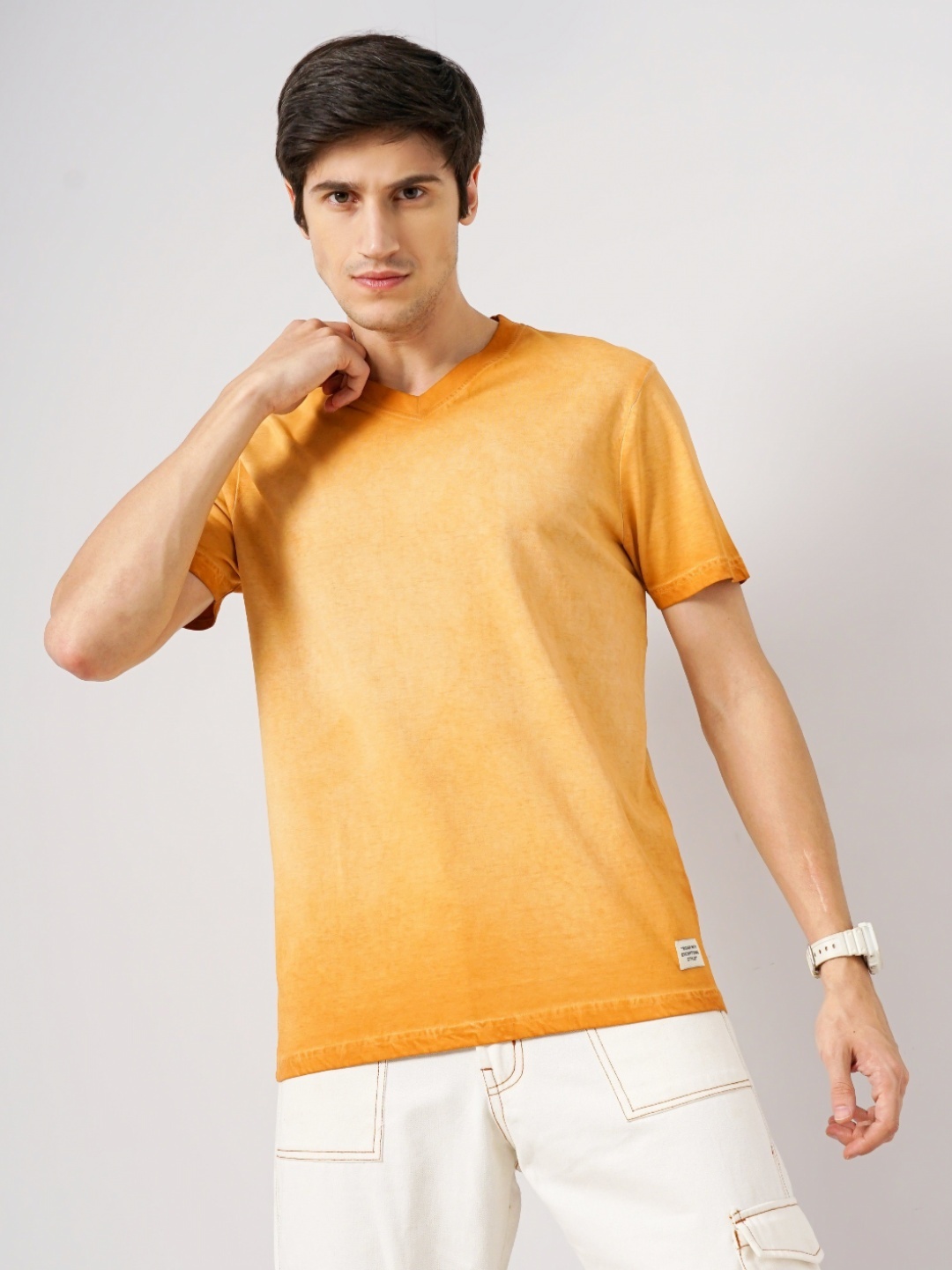 

Genoa Men Tie and Dye Dyed V-Neck Slim Fit T-shirt, Orange