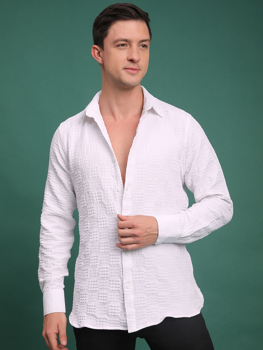 

Voroxy Men Relaxed Opaque Casual Shirt, White
