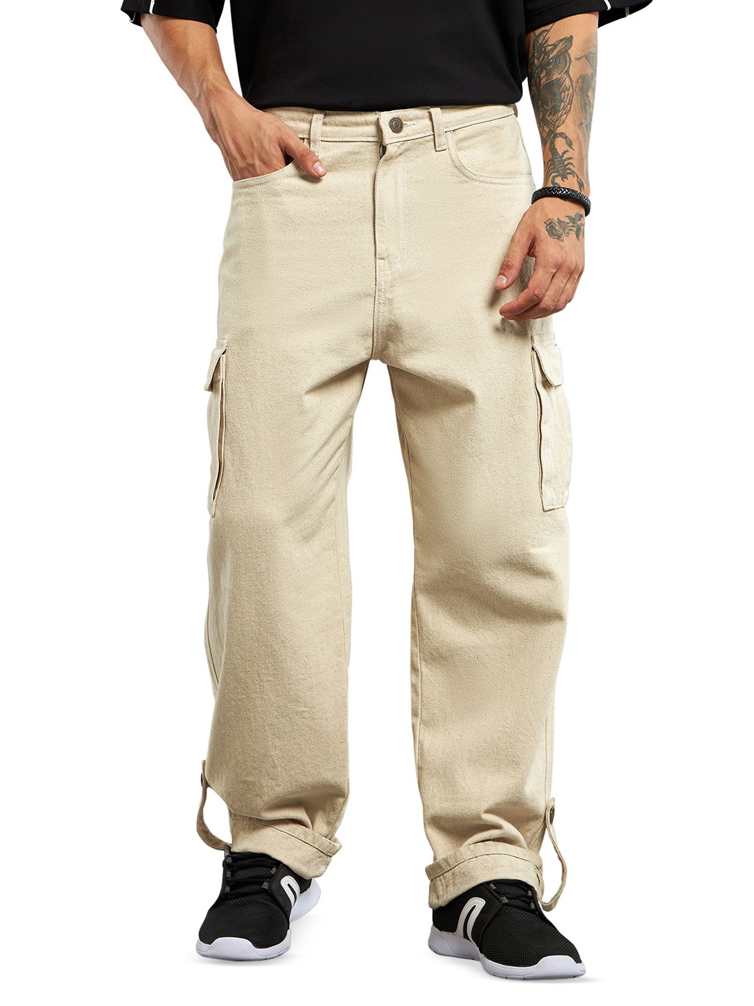 

Beyoung Men Relaxed Wrinkle Free Cargos Trousers, Cream