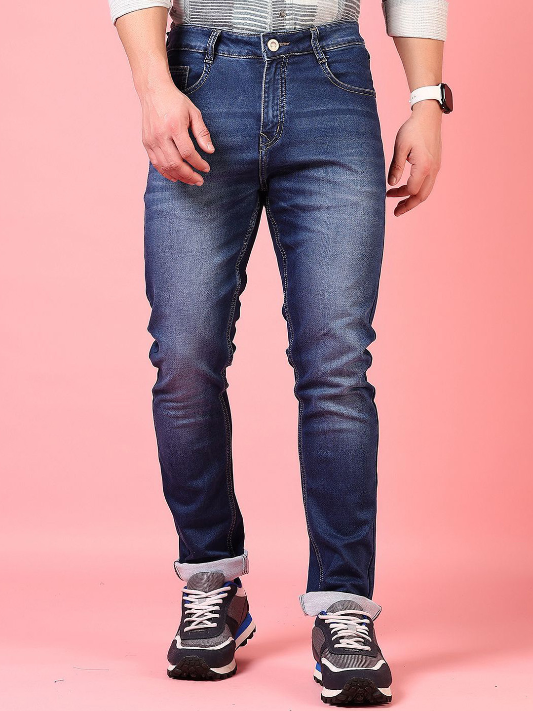 

V-Mart Men Light Fade Jeans, Blue