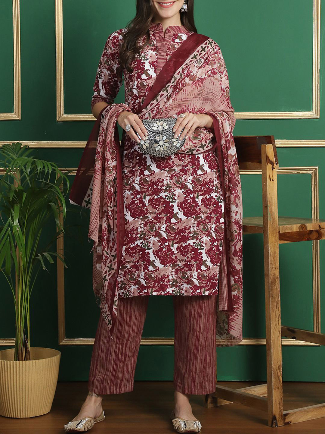 

Moda Rapido Women Ethnic Motifs Printed Regular Pure Cotton Kurta with Trousers & With Dupatta, Maroon
