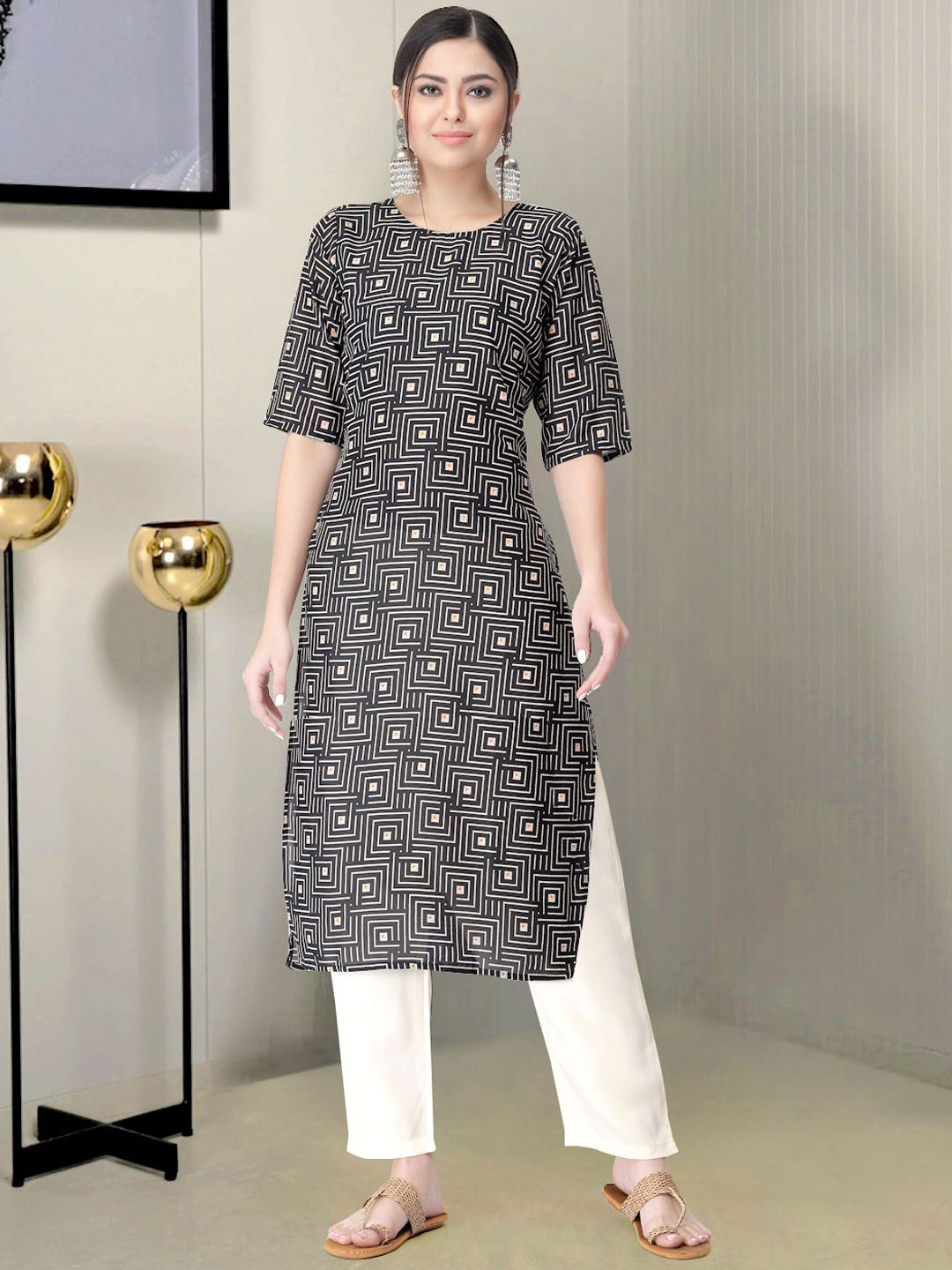 

Moda Rapido Geometric Printed Round Neck Straight Kurta With Trousers, Black