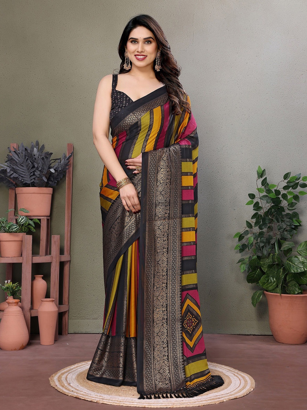 

Moda Rapido Embellished Zari Poly Georgette Heavy Work Saree, Black