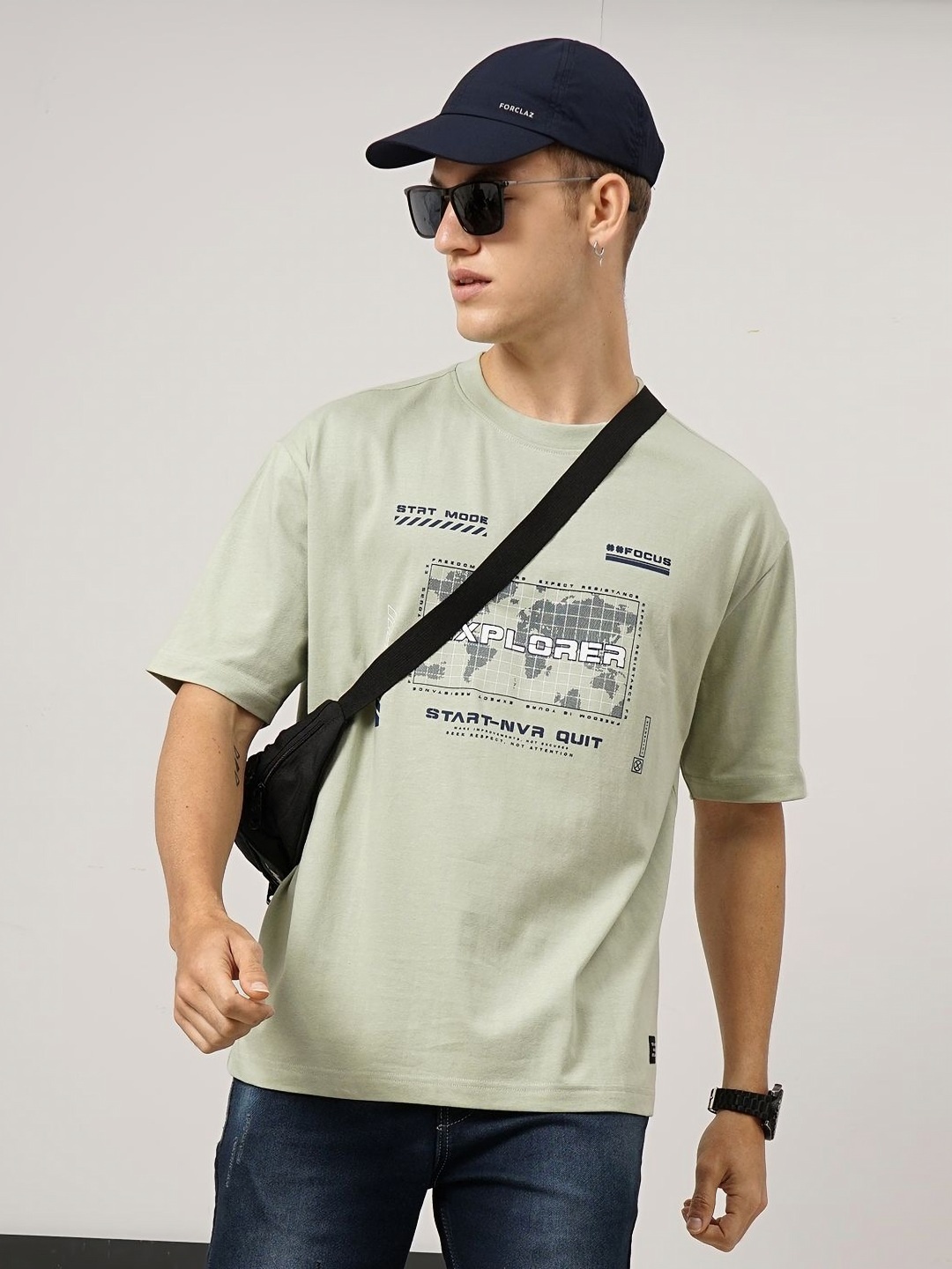 

Genoa Men Typography Printed T-shirt, Green