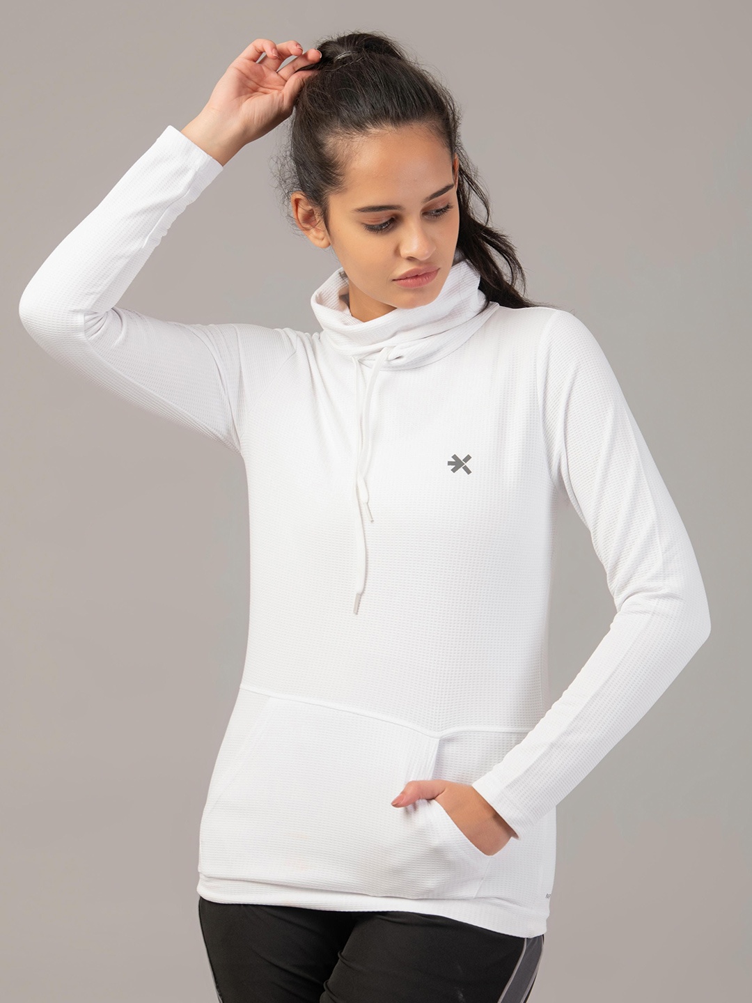 

HRX by Hrithik Roshan Women Rapid-Dry Pullover Sweatshirt, White