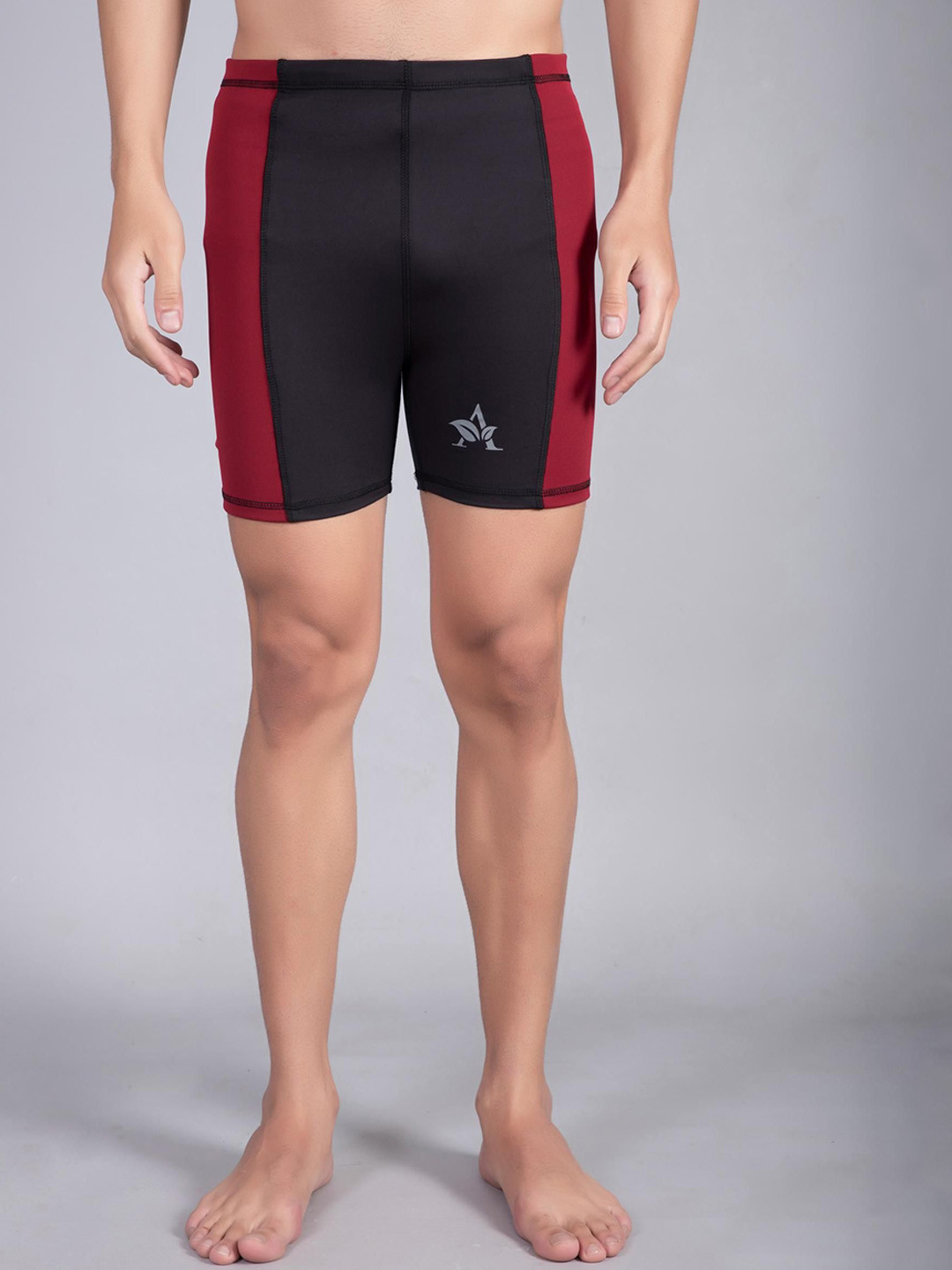

UllasPemium Men Colourblocked Swim Shorts, Black