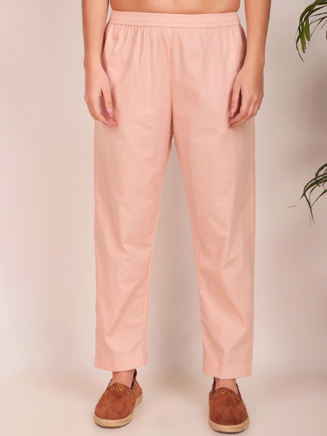 

zuri Women Relaxed Straight Leg Relaxed Fit Trousers, Peach
