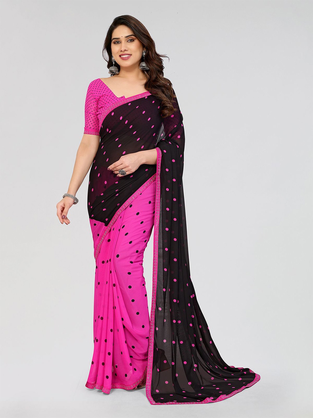 

Moda Rapido Women Polka Dots Beads and Stones Border Saree, Pink