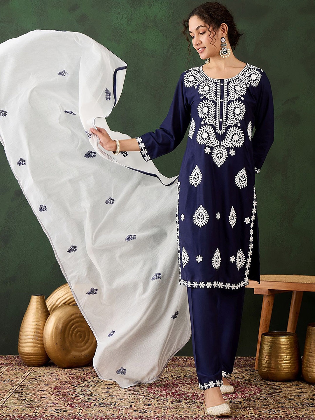 

Maroosh Women Floral Embroidered Regular Thread Work Kurta with Trousers & With Dupatta, Navy blue