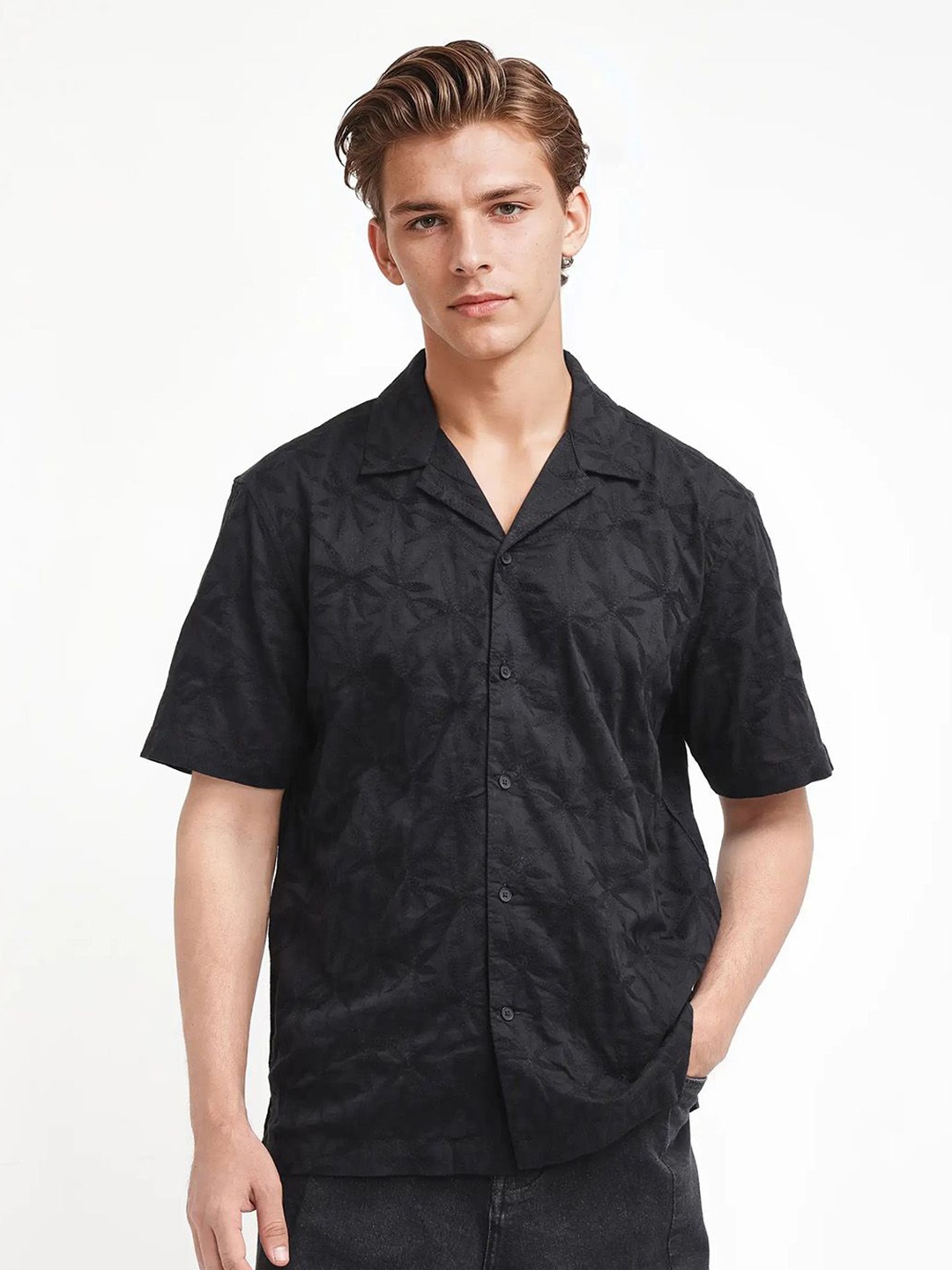 

RARE RABBIT Men Comfort Boxy Floral Opaque Printed Casual Shirt, Black