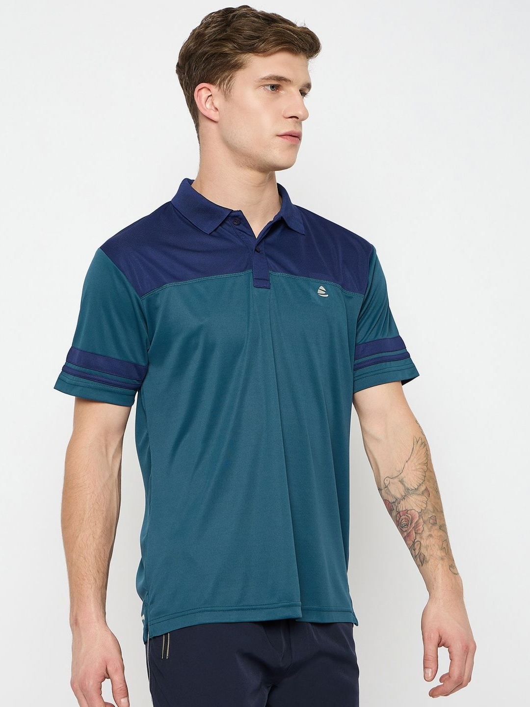 

Duke Men Colourblocked Polo Collar T-shirt, Blue