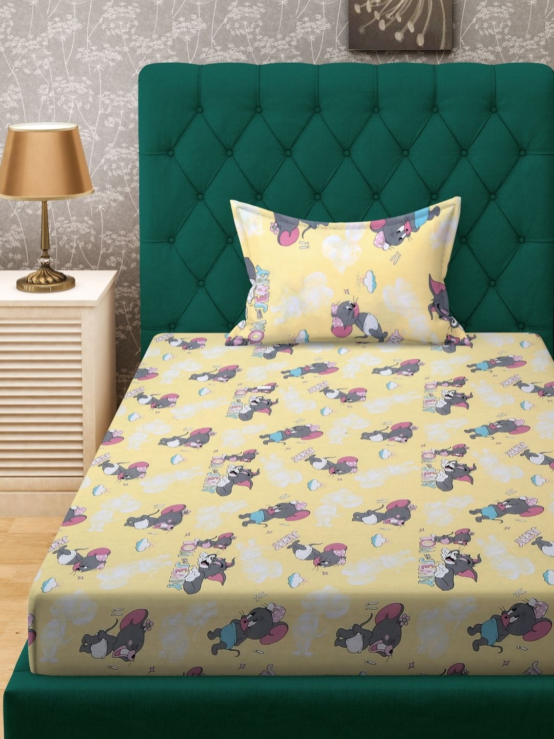 

KLOTTHE Yellow & Grey Cartoon Printed Fitted 400TC Cotton Single Bedsheet & Pillow Cover