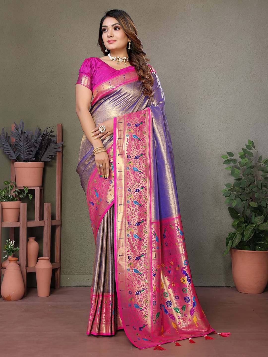 

DIVASTRI Woven Design Zari Banarasi Saree With Unstitched Blouse Piece, Blue