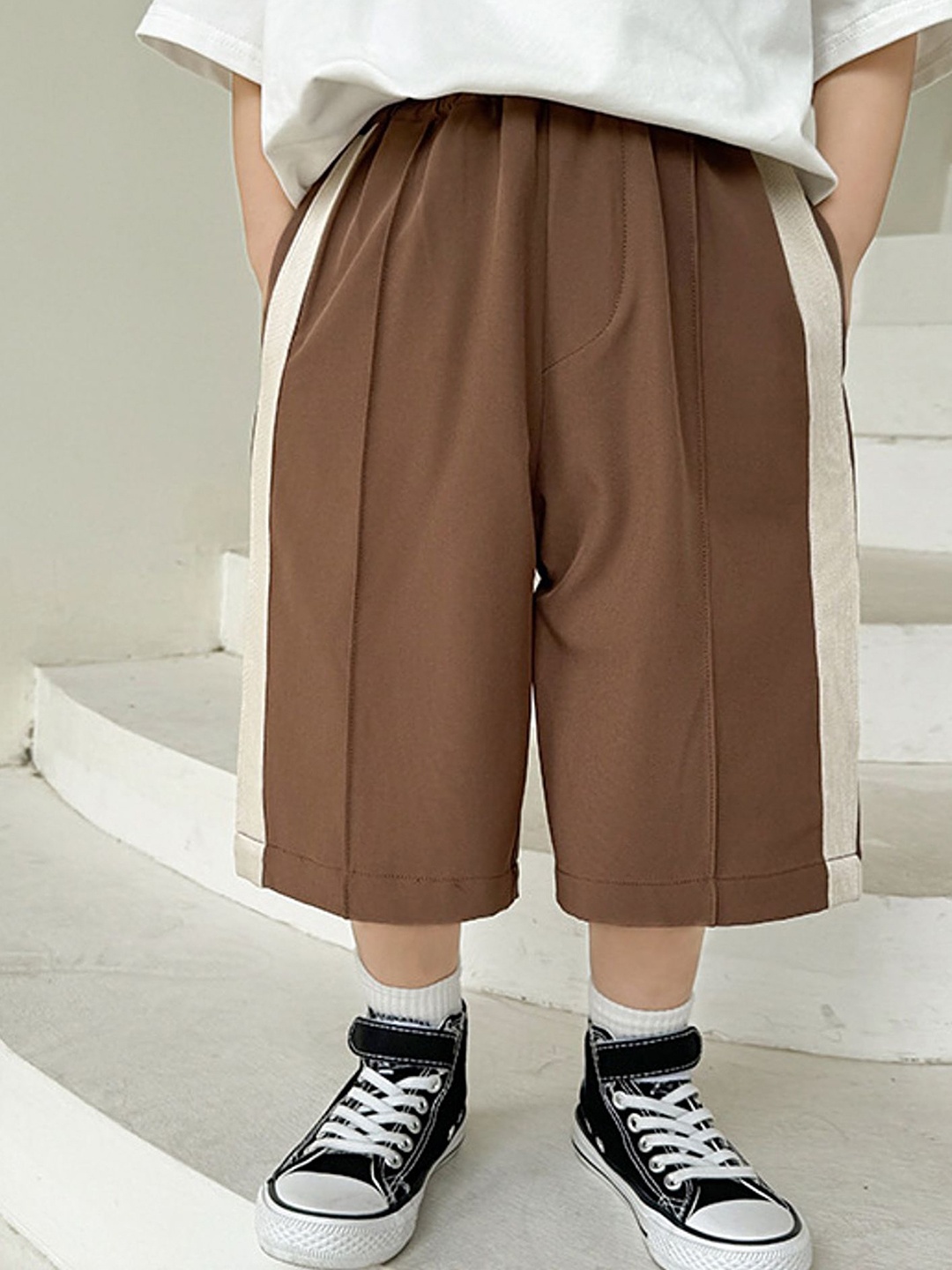 

LULU & SKY Boys Loose Fit Shorts, Brown