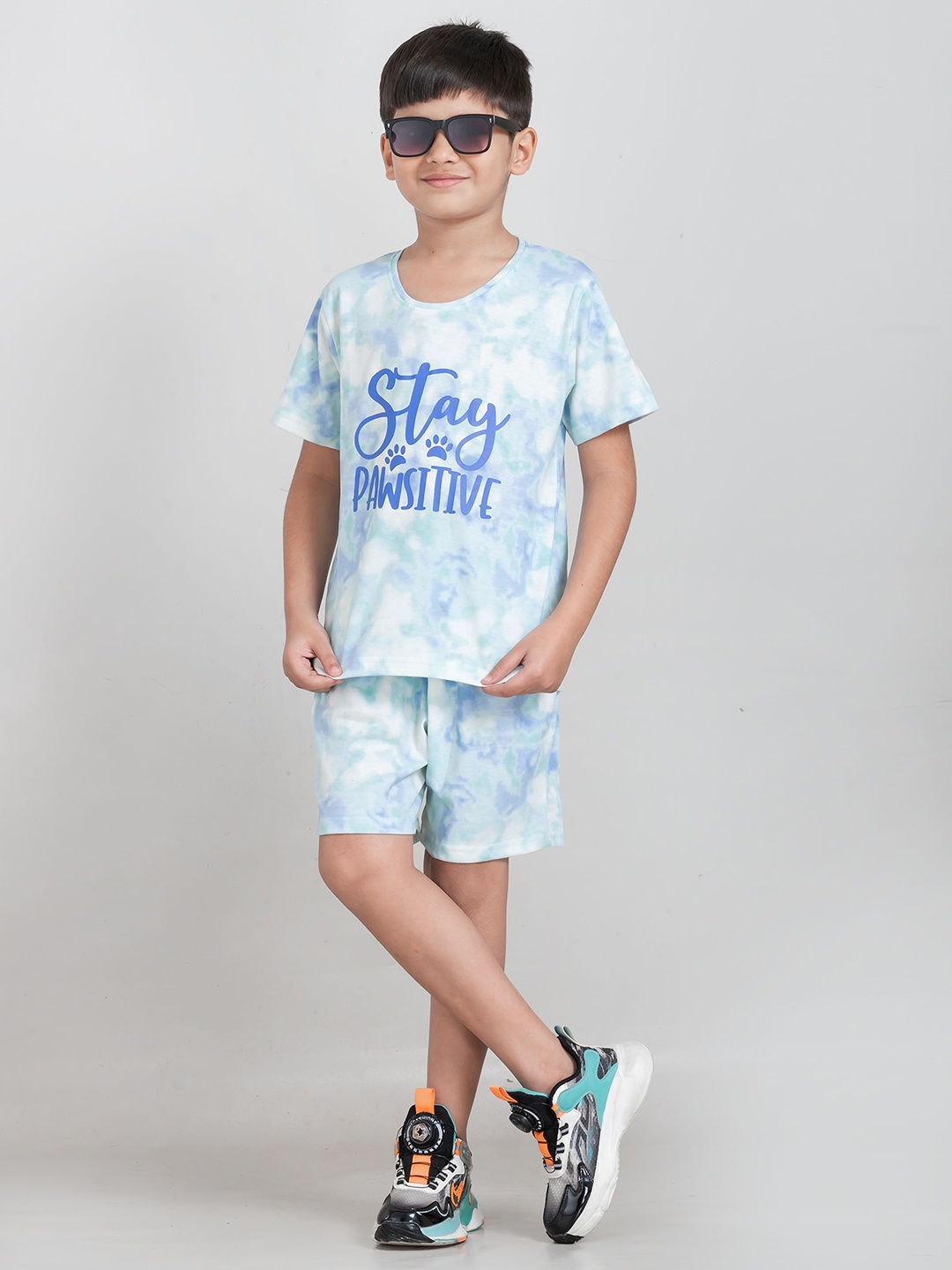 

Taatoom Boys Dyed Pure Cotton T-shirt With Shorts, Blue