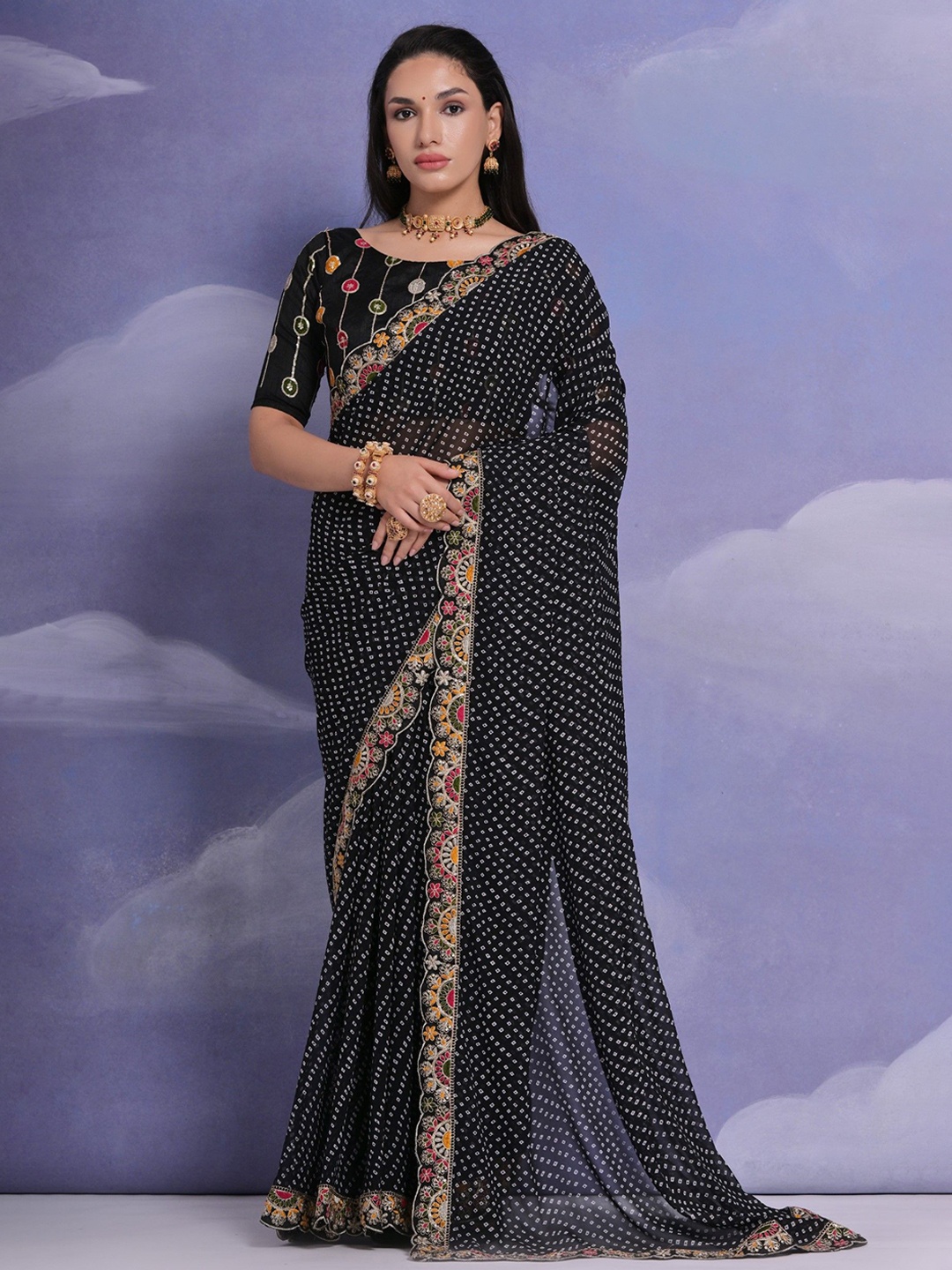 

DIVASTRI Bandhani Printed Emboridered Sequinned Saree, Black