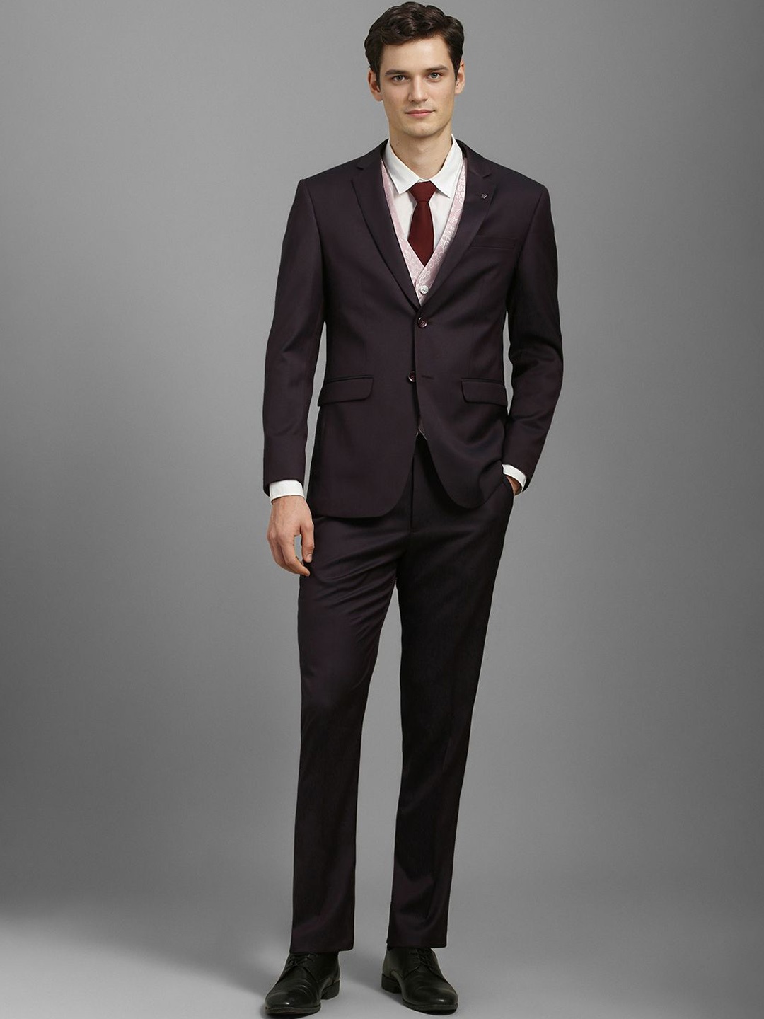 

Louis Philippe Men Slim-Fit Single-Breasted Three-Piece Suits, Black