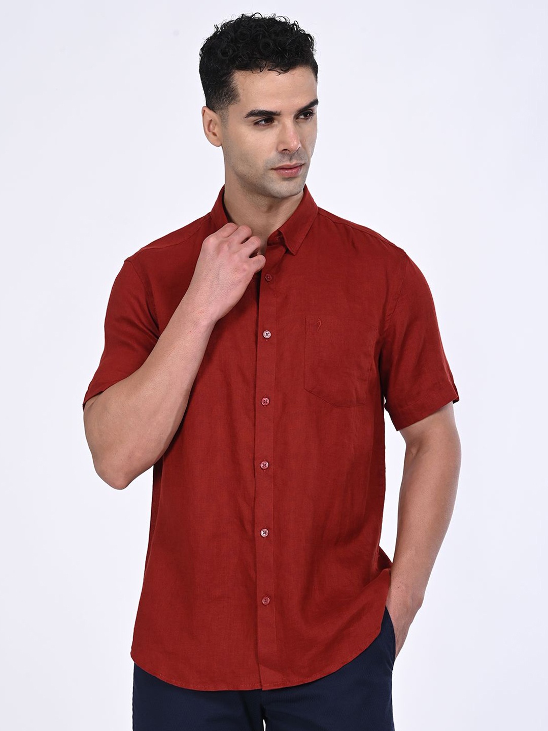 

Indian Terrain Men Classic Slim Fit Opaque Casual Shirt, Red