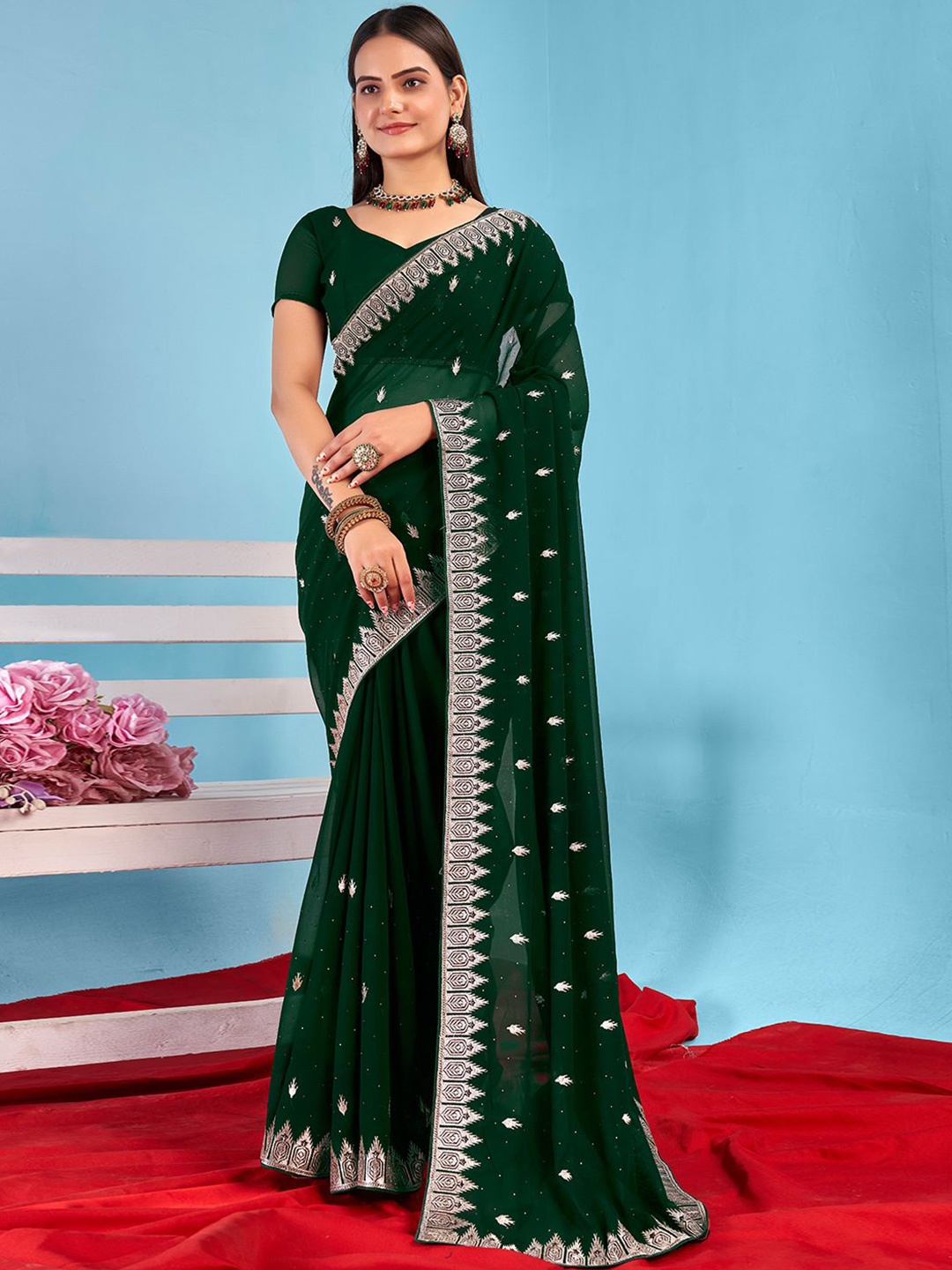 

DIVASTRI Embellished Embroidered Saree With Unstitched Blouse Piece, Green