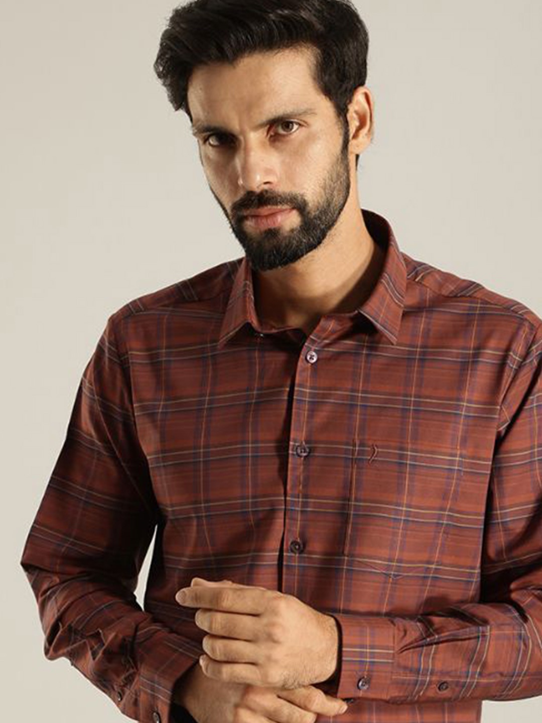 

Indian Terrain Men Slim Fit Tartan Checks Opaque Checked Casual Shirt, Red