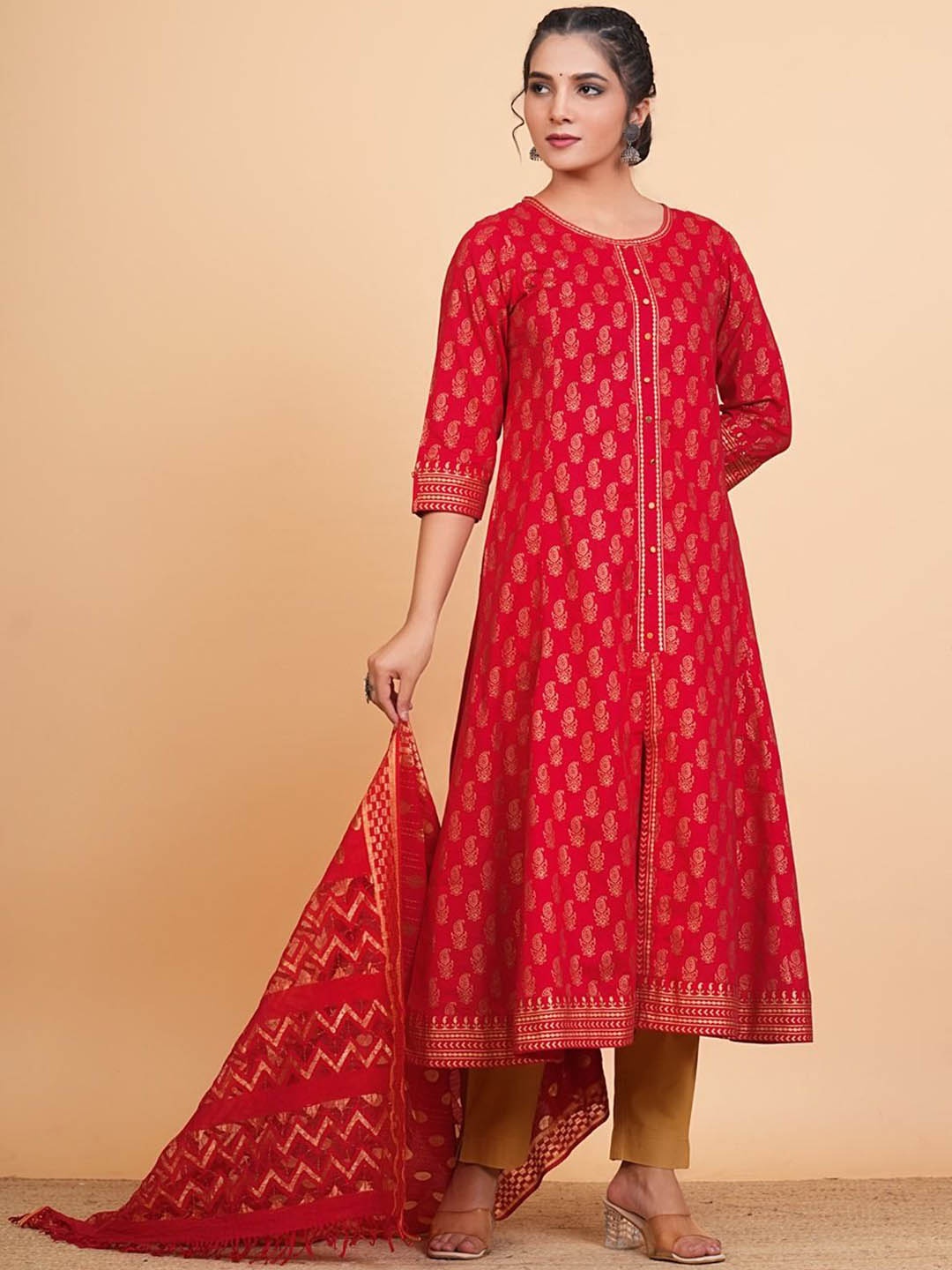 

YASH GALLERY Floral Printed Cotton Anarkali Kurta, Red