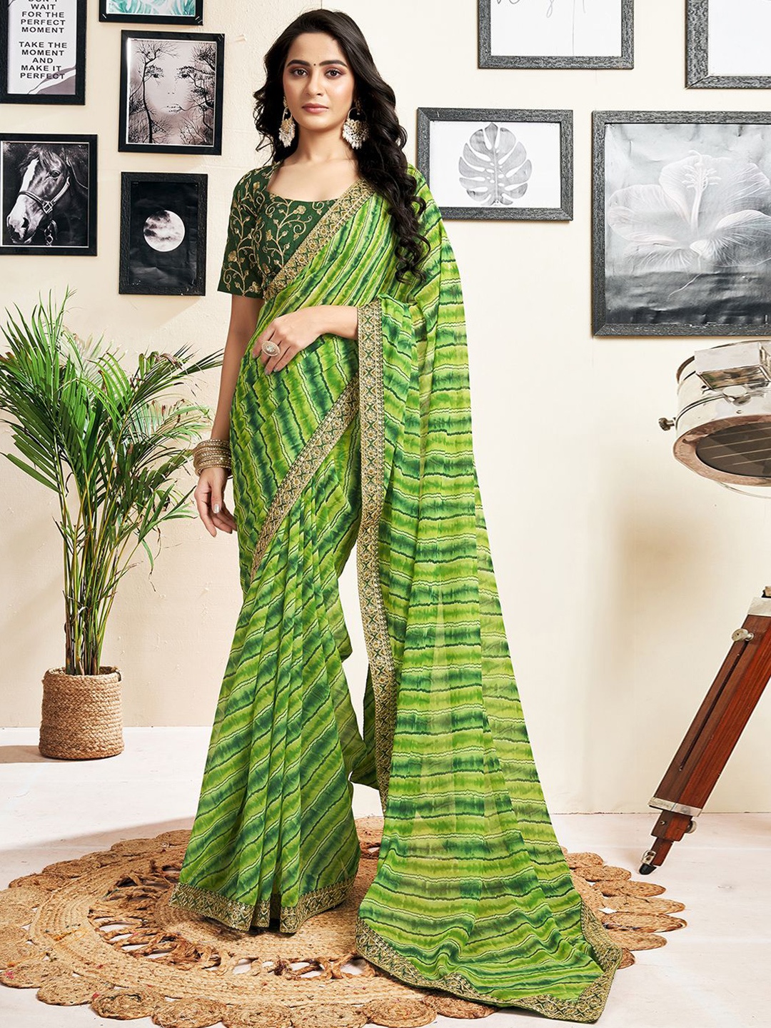 

Sangria Printed Leheriya Saree With Blouse Piece, Green