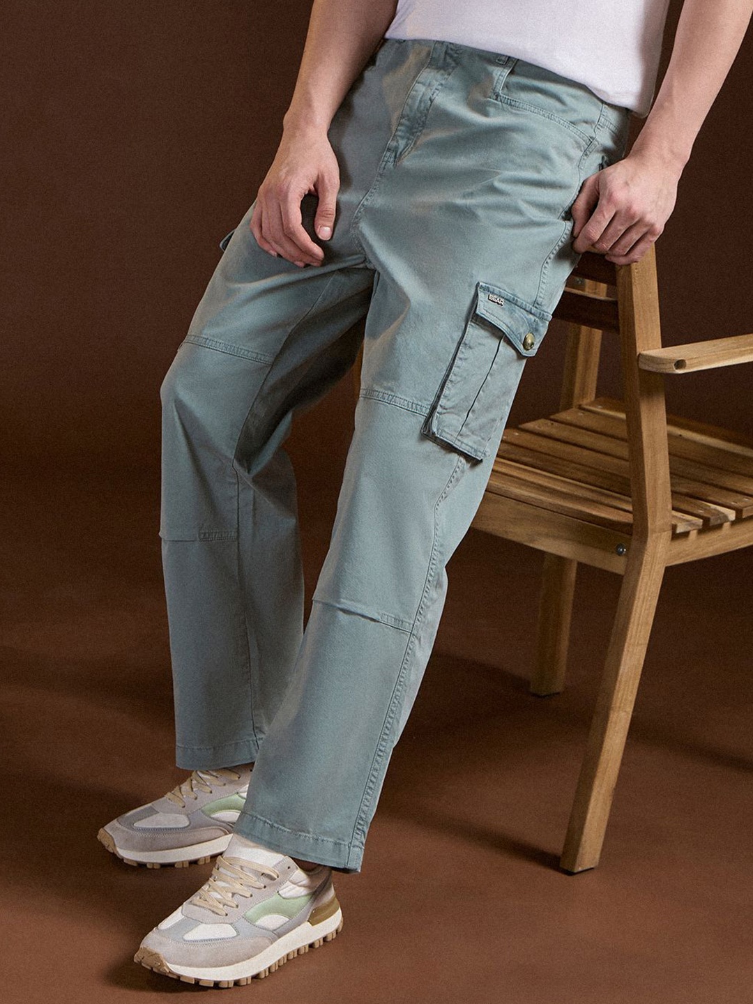 

THE BEAR HOUSE Men's Cotton Solid Straight Fit Cargo Pants, Green
