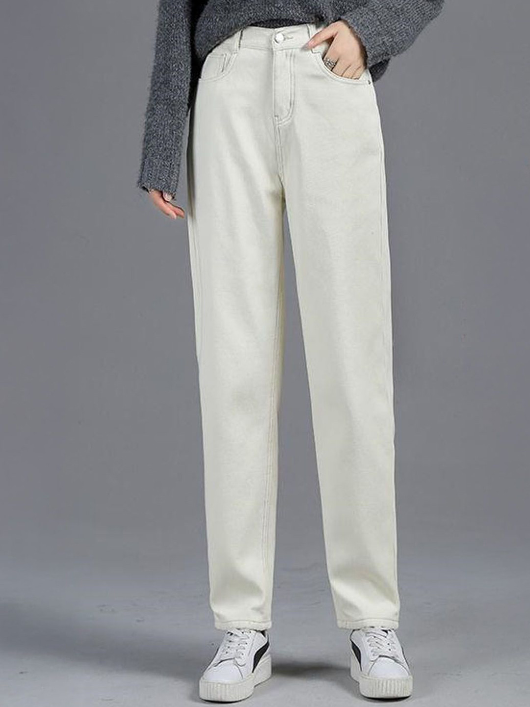 

StyleCast Women Straight Fit Clean Look Light Shade Jeans, White