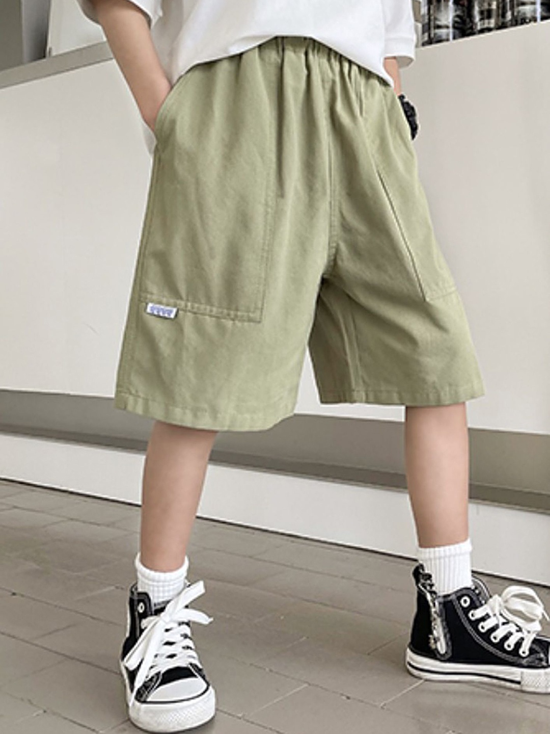 

LULU & SKY Boys High-Rise Shorts, Green