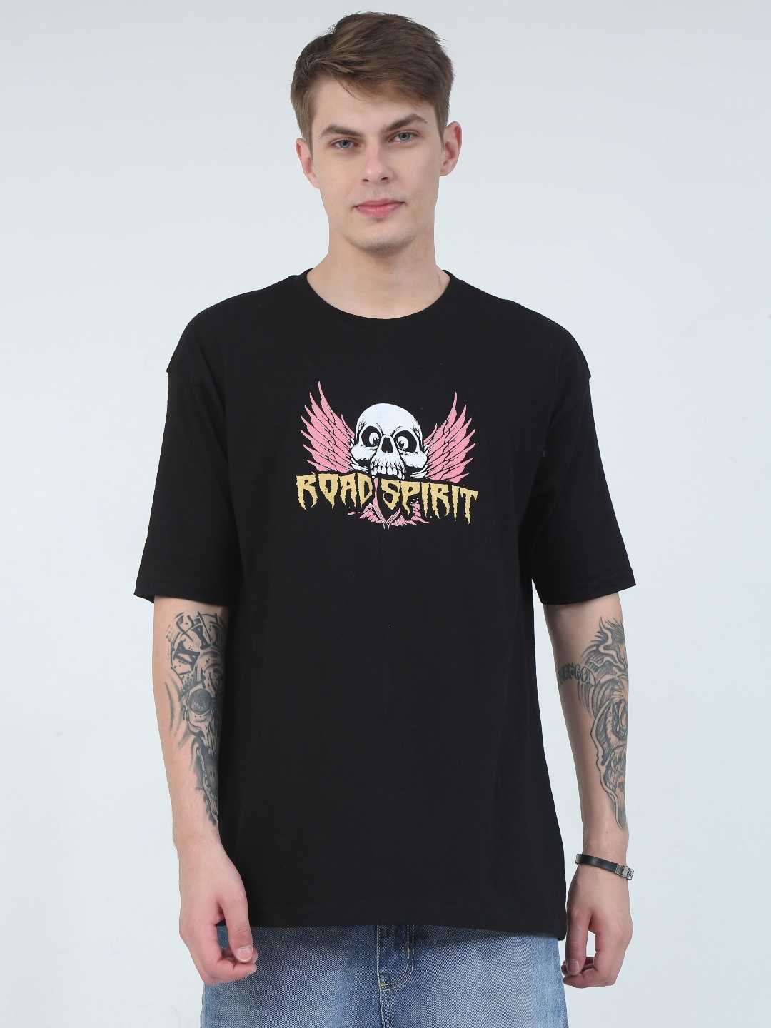 

Quco Men Printed Cotton Round Neck Drop Shoulder Oversized Tshirt, Black