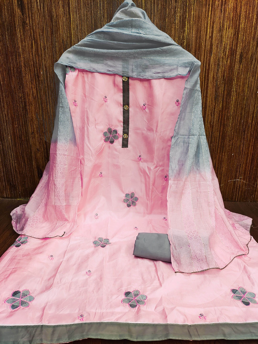

SAINOOR Floral Embroidered Unstitched Dress Material, Pink