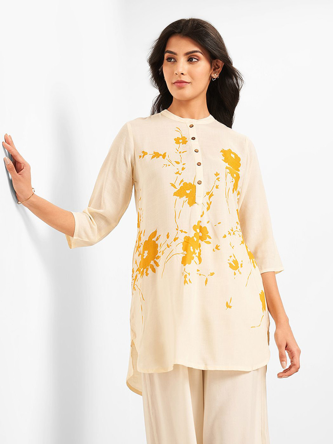

RANGMANCH BY PANTALOONS Women Mandarin Collar Tunic, Yellow
