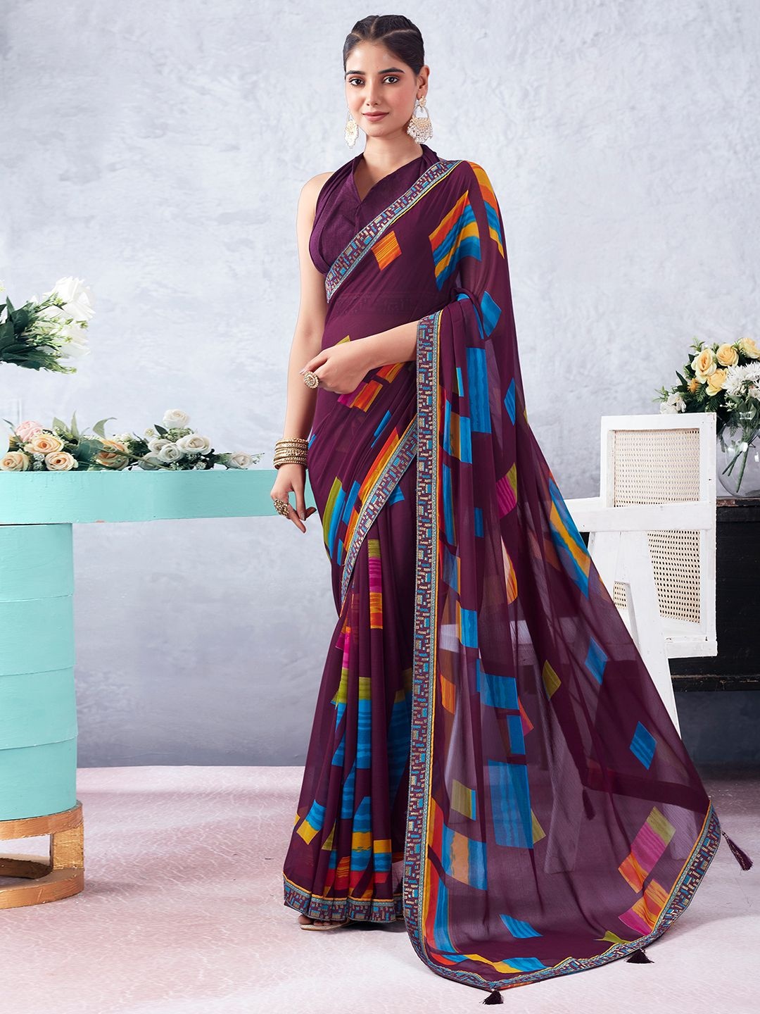 

Sangria Printed Saree With Blouse, Purple
