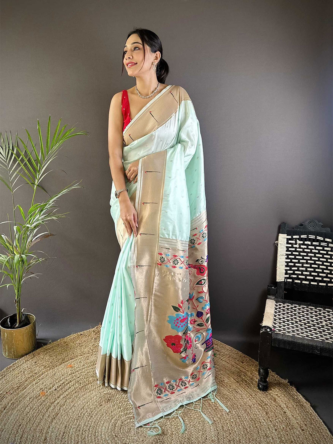 

Mitera Woven Design Zari Silk Blend Designer Paithani Saree, Green