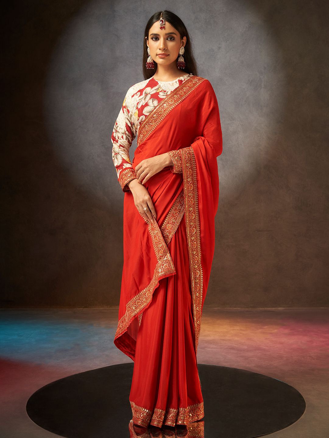 

SARHAAari Work Georgette Saree, Red